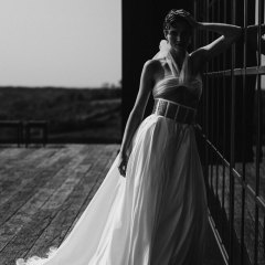 Nortier-Botley-Hill-Barn-Editorial-Miss-Bush-bridal-fashion-127