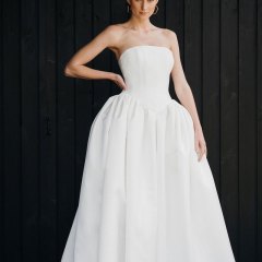 Nortier-Botley-Hill-Barn-Editorial-Miss-Bush-bridal-fashion-48